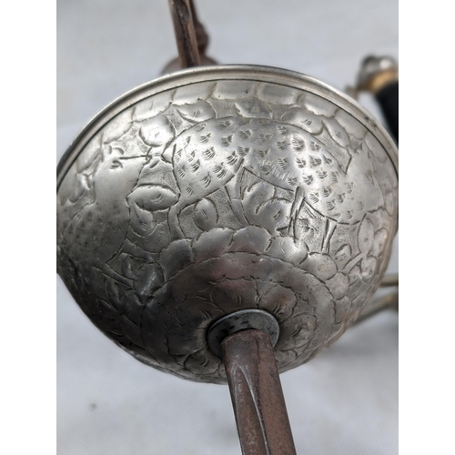 501 - Group 5 Vintage / Antique Rapier / Fencing Foils, Nice Quality Cup Handled With Decorative Engraved ... 