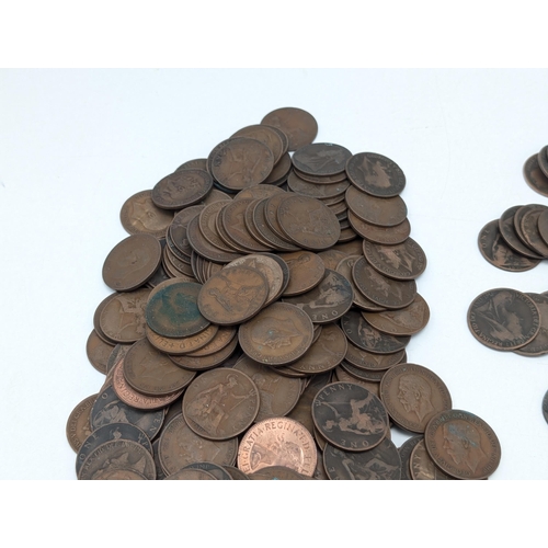 523 - Large Quantity UK Pre Decimal, Pennies / 1/2 Pennies. To Include Large Bundle Victoria, 4 Carthwheel... 