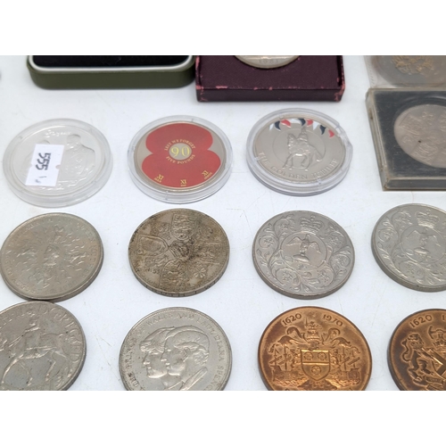 533 - Large Collection of Mostly Commemorative  Crowns and Coins. Small Amount of silver Noted. Including ... 