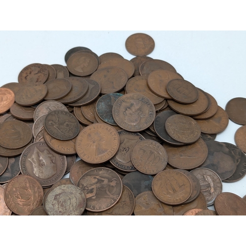 534 - Large Quantity of George and Victoria Half Pennies and Pennies Aprox 3kg