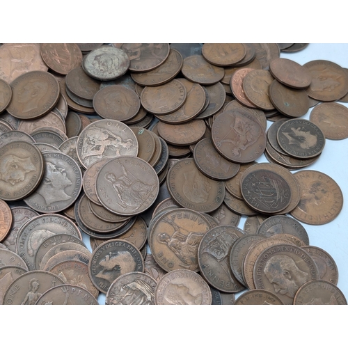 534 - Large Quantity of George and Victoria Half Pennies and Pennies Aprox 3kg