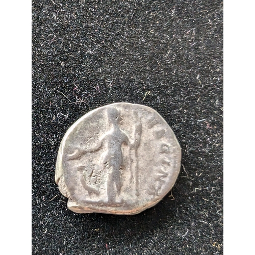 549 - Roman Coins 40 - Severus 197AD - 2.97g 17mm