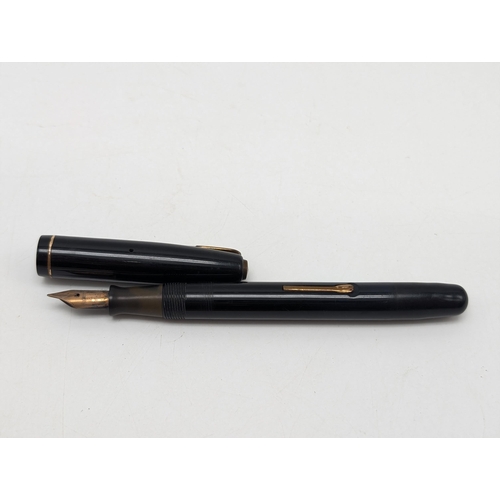 553 - Excellent Pen Bundle, Parker Vacumatic From the 40s, Sheaffer, Etc 3 With 14ct Nibs