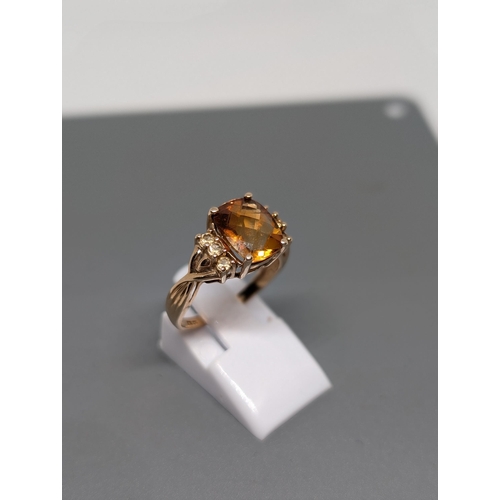 564 - 9Ct Gold & Large Citrine Stoned Ring - Hallmarked as Should Be 3.13g Size O 1/2 Appx