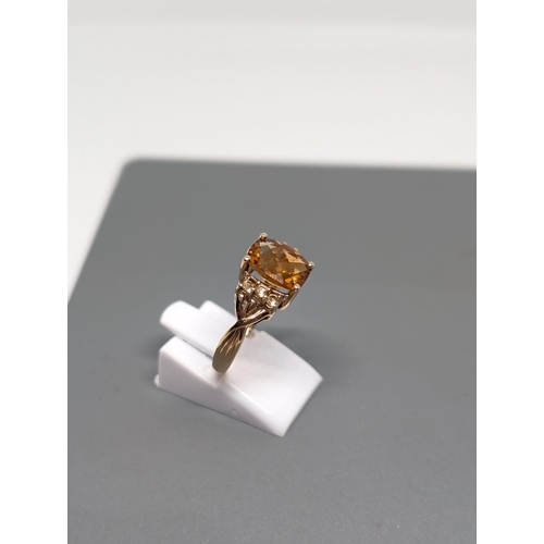 564 - 9Ct Gold & Large Citrine Stoned Ring - Hallmarked as Should Be 3.13g Size O 1/2 Appx