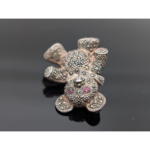 609 - Vintage Sterling Silver, Ruby Eyed Marcasite Bear Brooch - 14g Appx 3.25cm