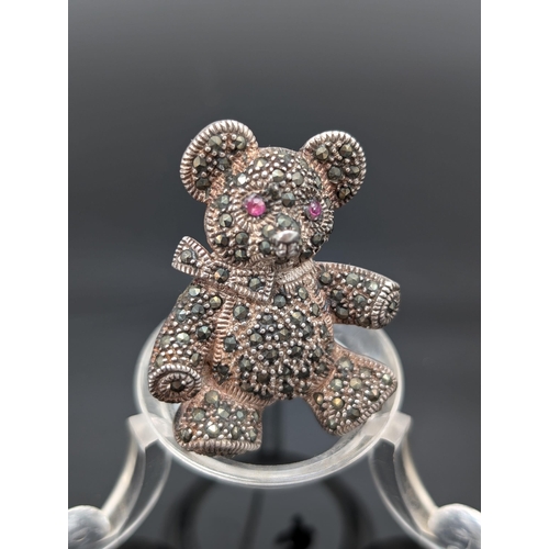 609 - Vintage Sterling Silver, Ruby Eyed Marcasite Bear Brooch - 14g Appx 3.25cm