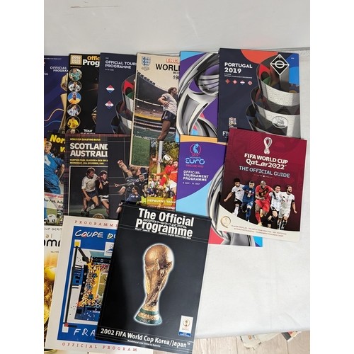 128 - World Cup / Euros - Programmes Most Vintage