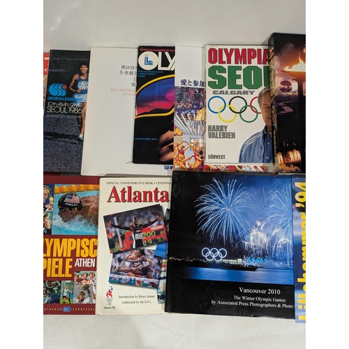 162 - Olympics - Vintage To Modern Hardbacks, Programmes Reports Good Bundle