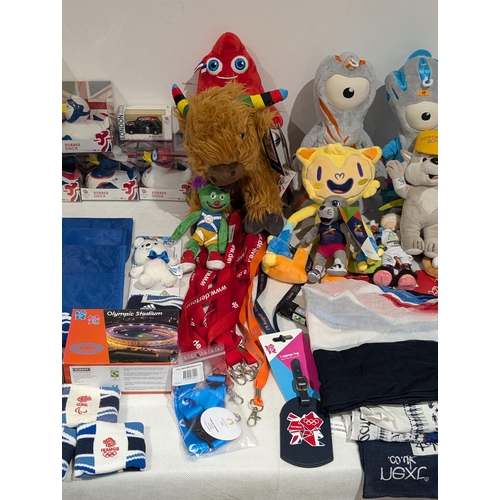 170 - Excellent Olympics Bundle, Plush, Ducks, Handkerchiefs, Lanyards Lots Here ! All Brand New