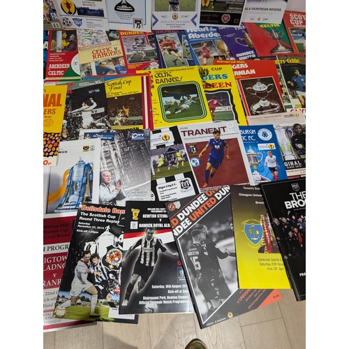 205 - Scottish Cup Programmes - Lots Here ! Finals Etc..