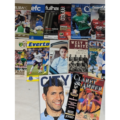 213 - Good Bundle Modern Premier League Programmes