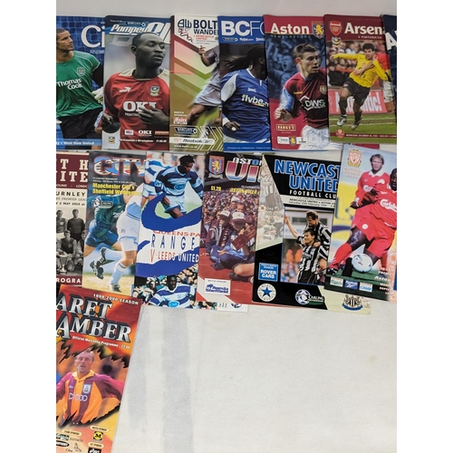 213 - Good Bundle Modern Premier League Programmes