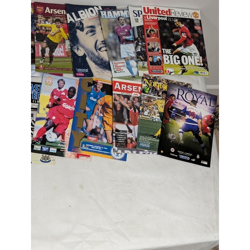 213 - Good Bundle Modern Premier League Programmes