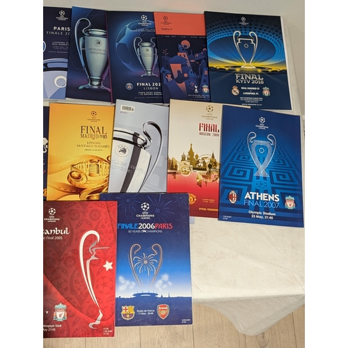 218 - 33 Champions League Programmes - Mostly Finals Editions