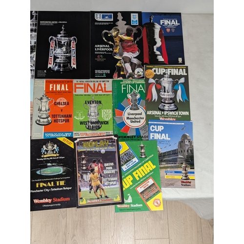 230 - FA Cup Rounds 1-6 Late 60s Onwards Huge Bundle