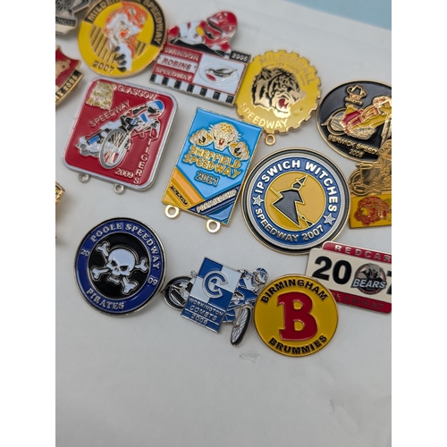 256 - Good Quantity Speedway Badges, Some Unusual Ones.