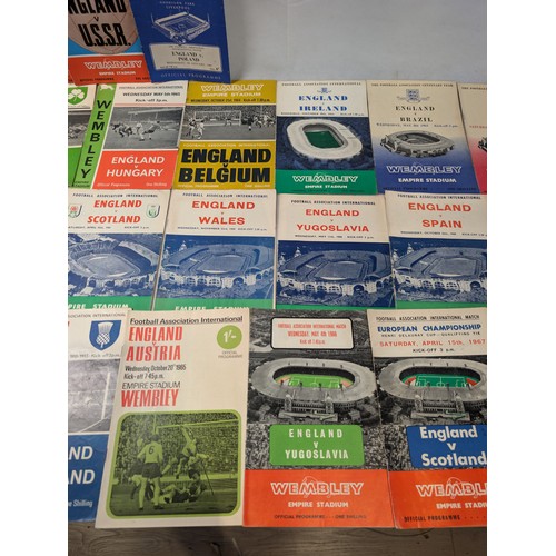 290 - Excellent 1960s England Program Bundle, Lots of 66, Early 60s Etc. England Vs Poland 66 Goodison Par... 