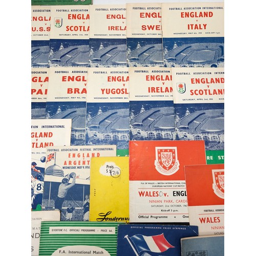 298 - Group 32 England International Programs Mostly 50s Some a Little Earlier & Later, Excellent Bundle