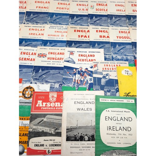 298 - Group 32 England International Programs Mostly 50s Some a Little Earlier & Later, Excellent Bundle