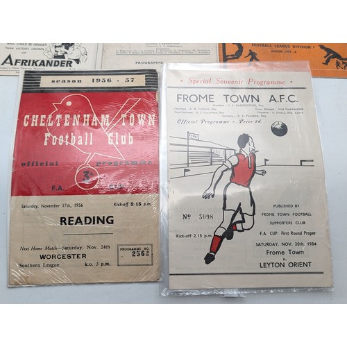 307 - Excellent 50s/60s Bundle Football Programs, Some Scarce Examples Ryhope FA Cup, Denaby FA Cup, Brent... 