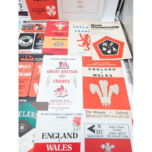 337 - Good Bundle Mostly England, Wales, Programmes All Sorts Here, League Championships Etc