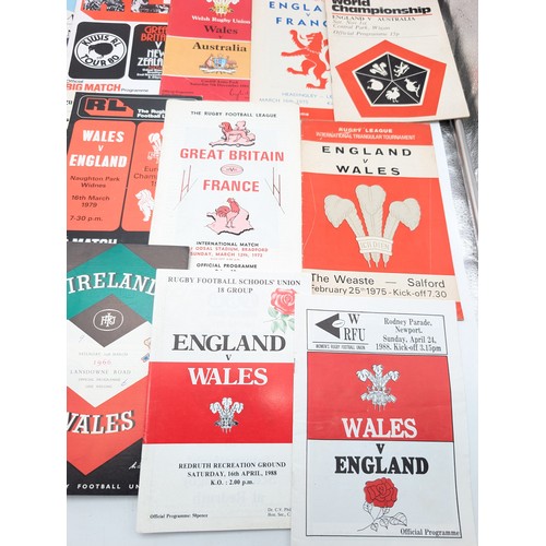 337 - Good Bundle Mostly England, Wales, Programmes All Sorts Here, League Championships Etc