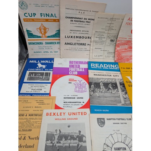 372 - Good Group Mostly 60s Football Programmes, Reading vs City Etc, Nice Bundle FA Cup Etc