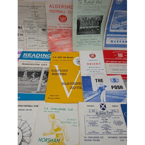 372 - Good Group Mostly 60s Football Programmes, Reading vs City Etc, Nice Bundle FA Cup Etc