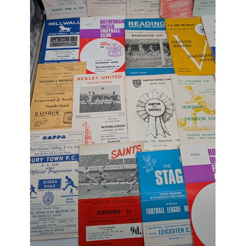 372 - Good Group Mostly 60s Football Programmes, Reading vs City Etc, Nice Bundle FA Cup Etc