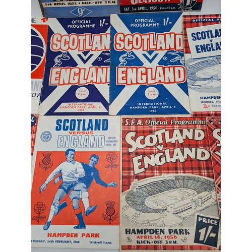 388 - (10) Scotland Vs England Programmes, 50s/60s Good Condition