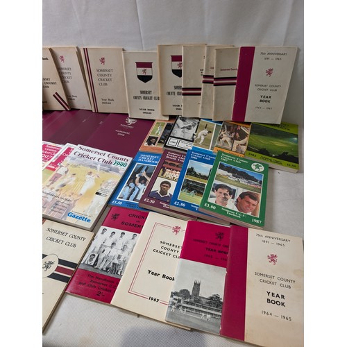 409 - 68 Volumes - 1946-2010 Somerset County Cricket Yearbooks Plus 2010-2019 Almanac Plus Good Condition ... 