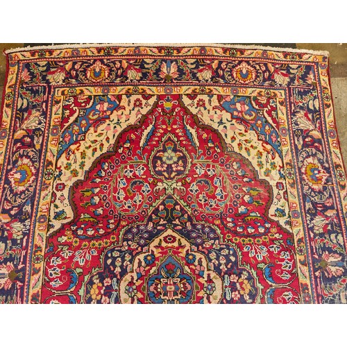 142 - Large Attractive Tabriz / Khoy Red Ground Area Carpet / Rug - 200x290cm Some Areas of Wear But Overa... 