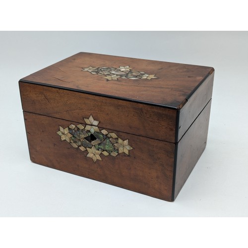 215 - Victorian Walnut Inlaid Jewellery Box, 25x18x14cm