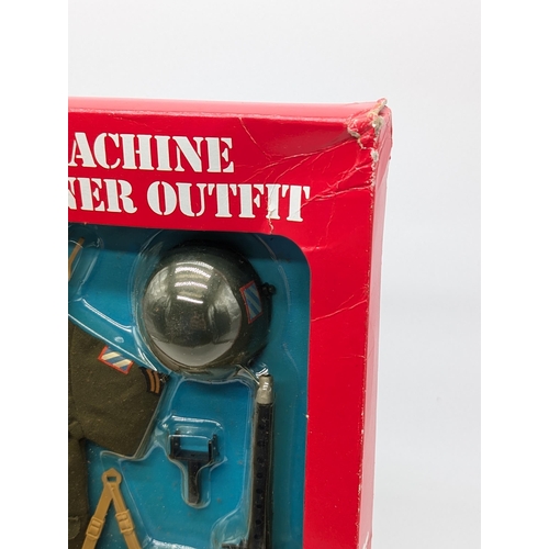 277 - Palitoy, Action Man - An early 1980's Palitoy Action Man 'The Soldiers' US Machine Gunner Outfit. Co... 