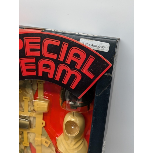 283 - Vintage Palitoy Action Man Special Team Arctic Assault outfit in unopened display packaging, packagi... 