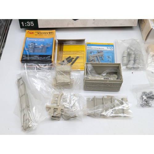 401 - Group 'O' Gauge Accessories Country road New, Wheels, Accessories, Sealed Model Kits, Bachmann Courr... 