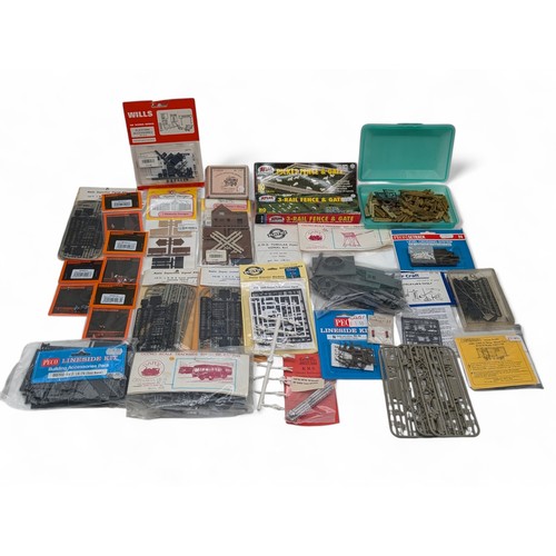 405 - Good Mostly Sealed N Gauge Bundle Accessories, Peco, Gaugemaster, Wills,  KRS, Loads Here !