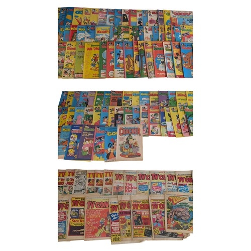 441 - Good Quantity 1970s Disney, Mickey Mouse, Pluto Comics - Plus Group of TV Comics Magazines