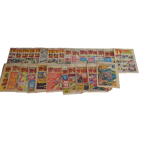 441 - Good Quantity 1970s Disney, Mickey Mouse, Pluto Comics - Plus Group of TV Comics Magazines