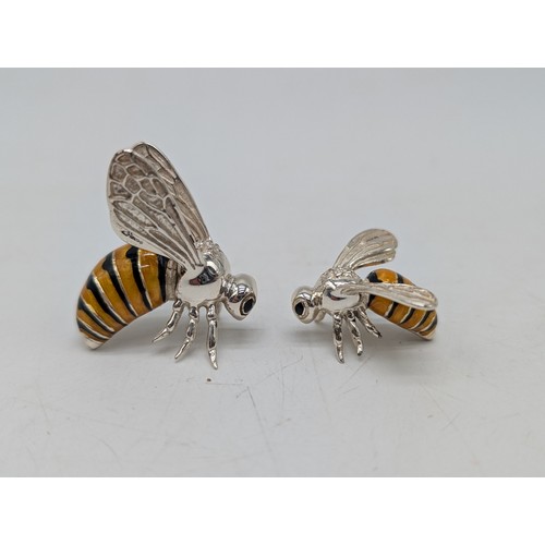 485 - Excellent Saturno Silver & Enamel Honey Bee Pair - Largest 20x36x32mm Medium 35x17x27mm