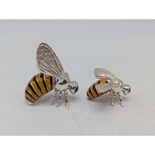 485 - Excellent Saturno Silver & Enamel Honey Bee Pair - Largest 20x36x32mm Medium 35x17x27mm