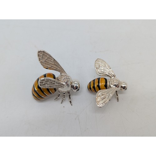 485 - Excellent Saturno Silver & Enamel Honey Bee Pair - Largest 20x36x32mm Medium 35x17x27mm