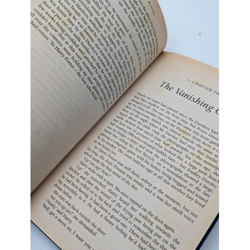 411A - ROWLING, J. K. Harry Potter and the Philosopher's Stone, FIRST EDITION, FIRST ISSUE, hardback [one o... 