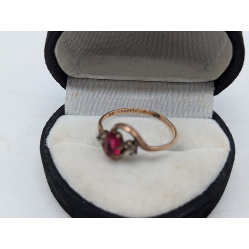 490 - Antique Marked Goldsafil Ring - With Attratcive Red and Clear Stones