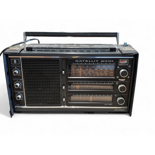 167 - JVC Portable Analogue Television Plus Grundig Satellit 2100 Multi Band Radio Appear in Good Order