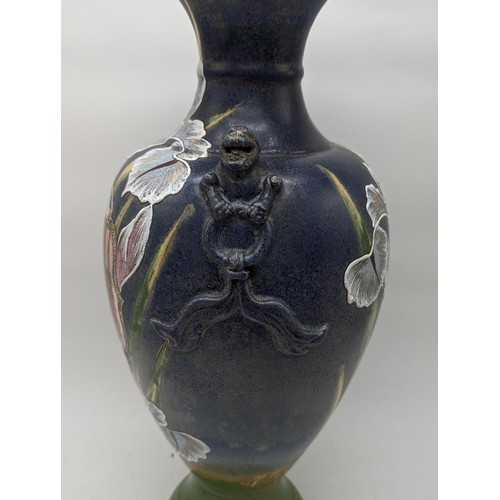 73 - Large Impressive Oriental Foo Handle Hand Decorated Vase - Floral / Oriental Figure Decorations. Min... 