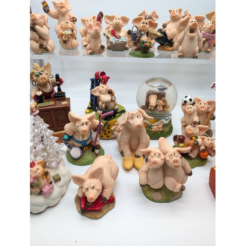 200 - A Large Group of Unboxed Piggin Figures, All In Excellent Condition