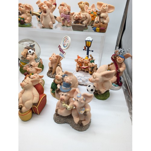 200 - A Large Group of Unboxed Piggin Figures, All In Excellent Condition