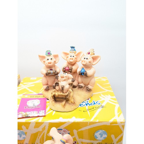 199 - A Good Group Boxed Large Piggins Figurines, Including Candy kisses, Pigging Christmas Etc